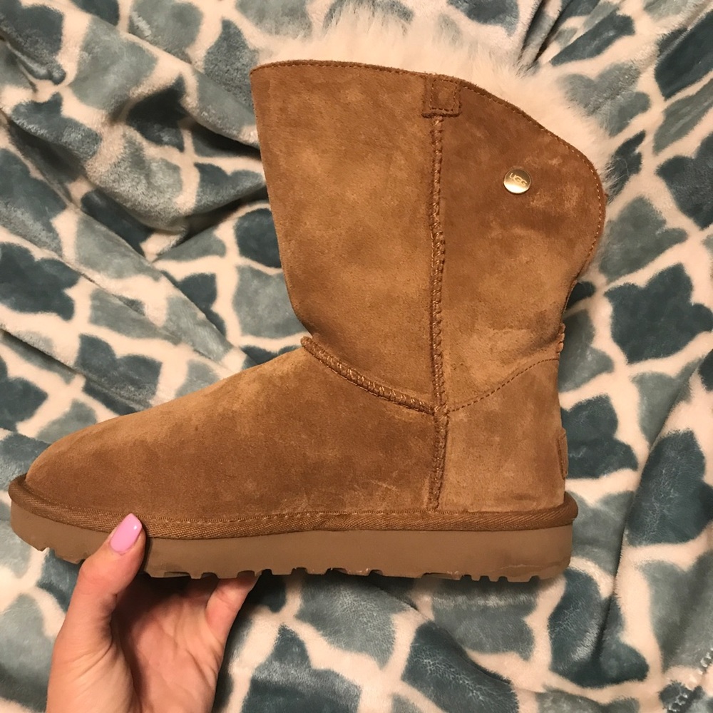 Chestnut Ugg - image 1